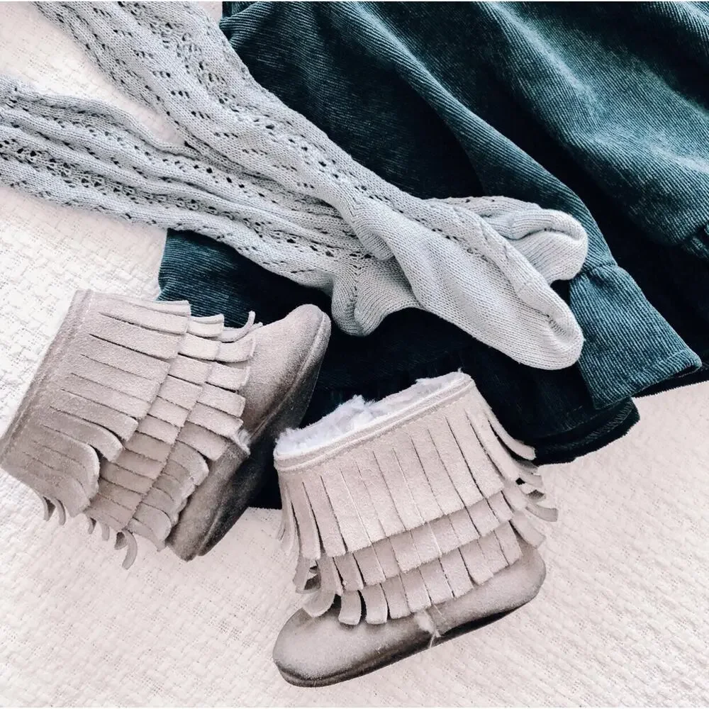 Handmade Small Shop Fur lined Moccasin Fringe Booties